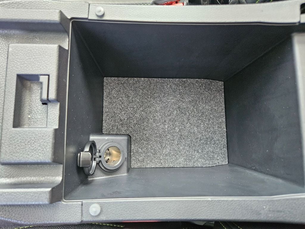 Thumbnail: 2025 Subaru Outback - 30