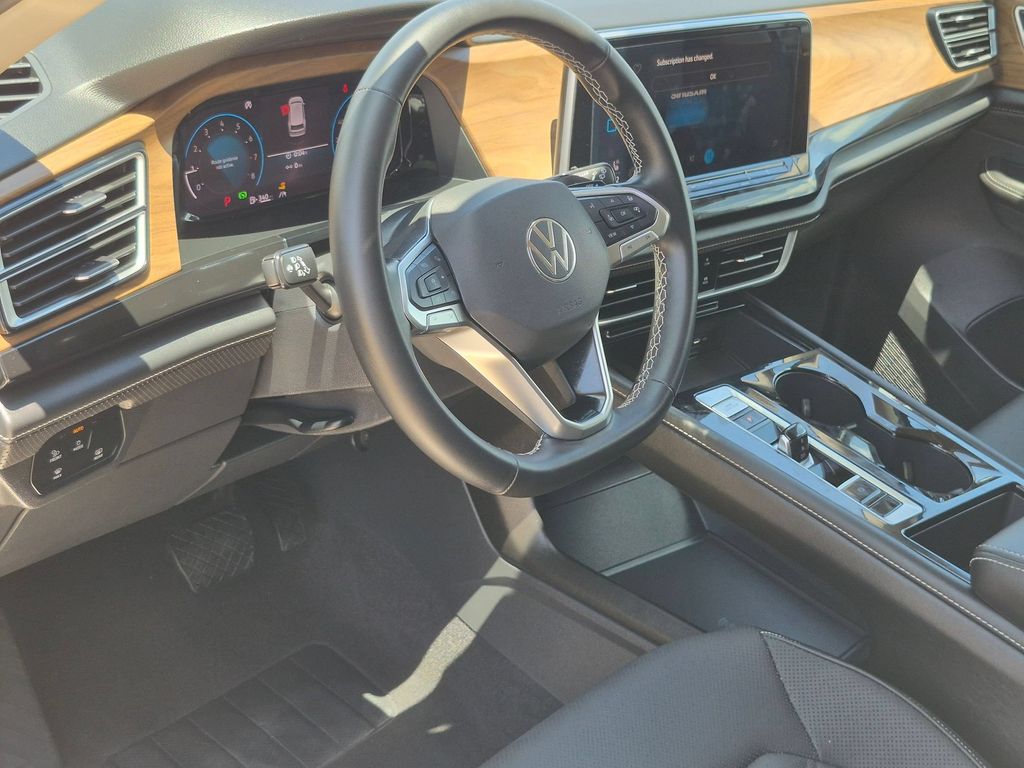 Thumbnail: 2025 Volkswagen Atlas - 14