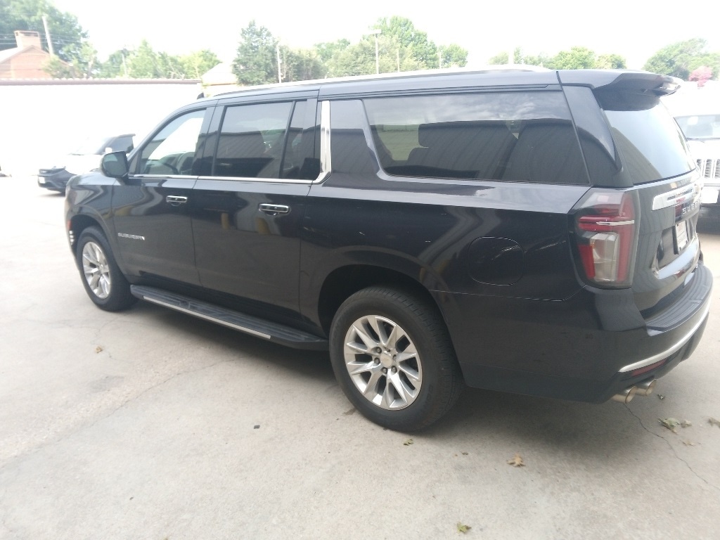 Thumbnail: 2023 Chevrolet Suburban - 4