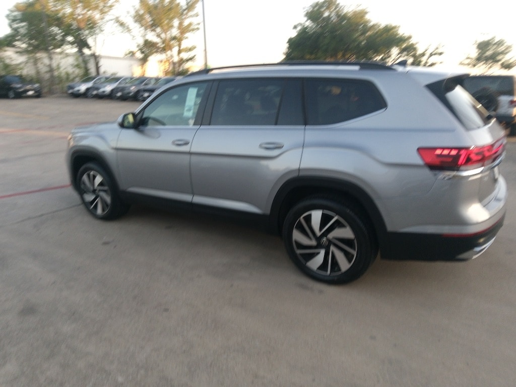 Thumbnail: 2024 Volkswagen Atlas - 4