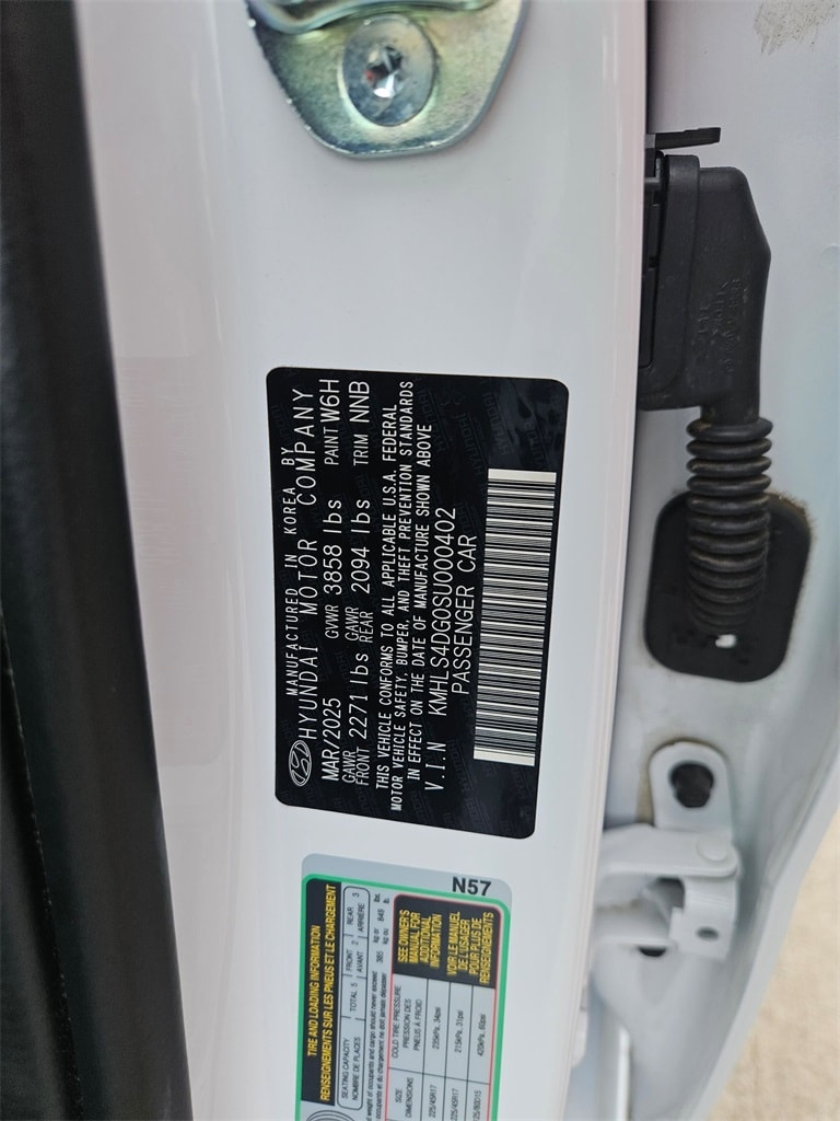 Thumbnail: 2025 Hyundai Elantra - 29