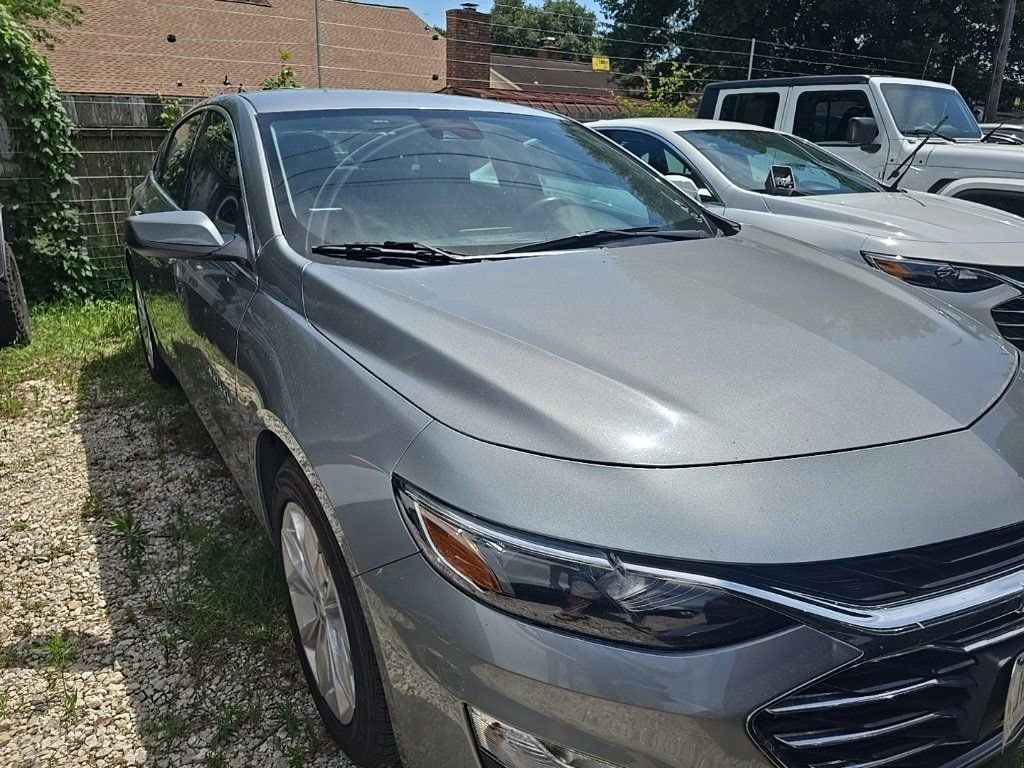 Thumbnail: 2023 Chevrolet Malibu - 2