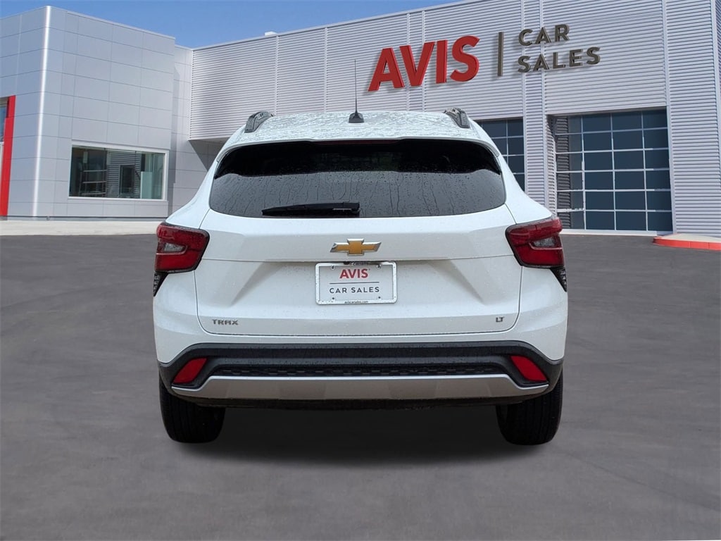 Thumbnail: 2025 Chevrolet Trax - 5