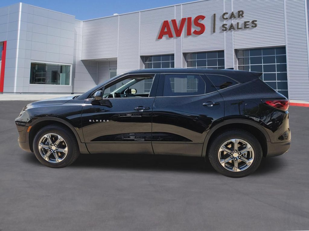 Thumbnail: 2025 Chevrolet Blazer - 2
