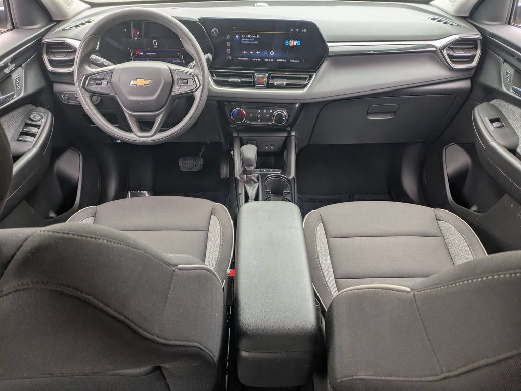 2025 Chevrolet Trailblazer LT - Photo 24