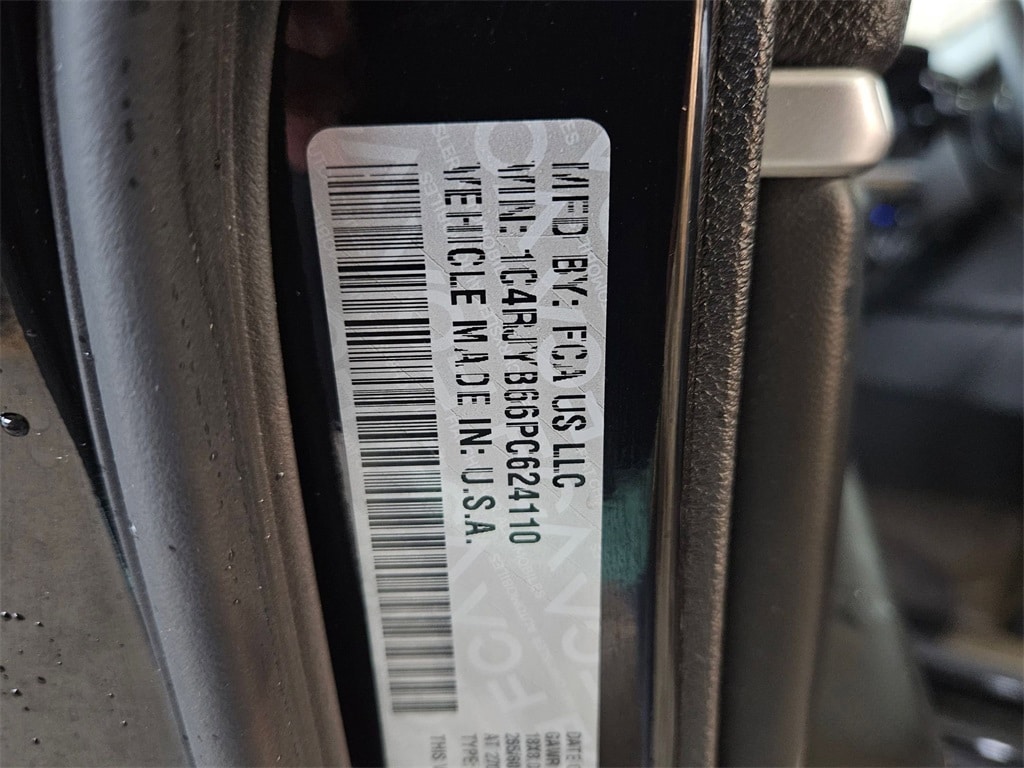 2023 Jeep Grand Cherokee 4xe 33