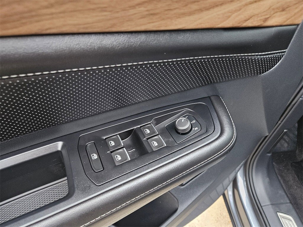 Thumbnail: 2025 Volkswagen Atlas - 15