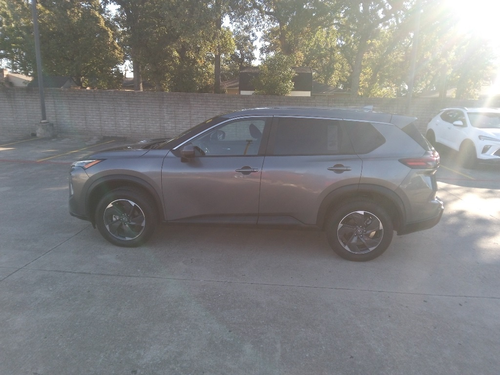 Thumbnail: 2024 Nissan Rogue - 4