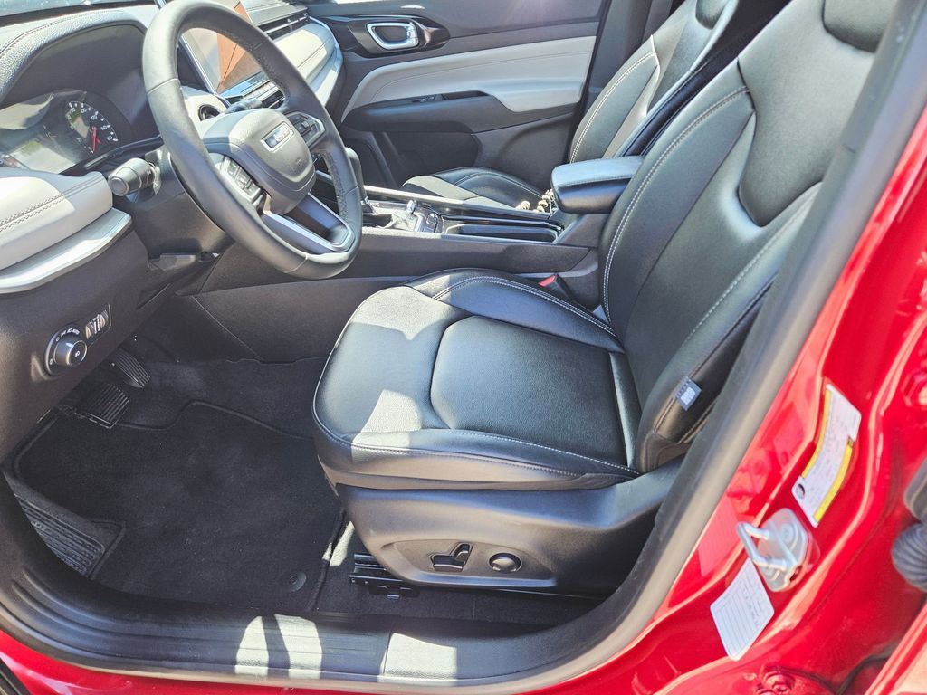 Thumbnail: 2025 Jeep Compass - 11