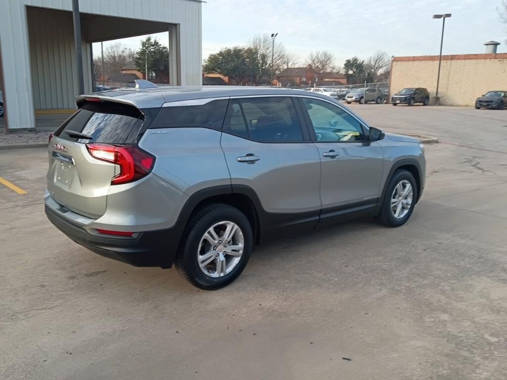 Thumbnail: 2024 GMC Terrain - 6