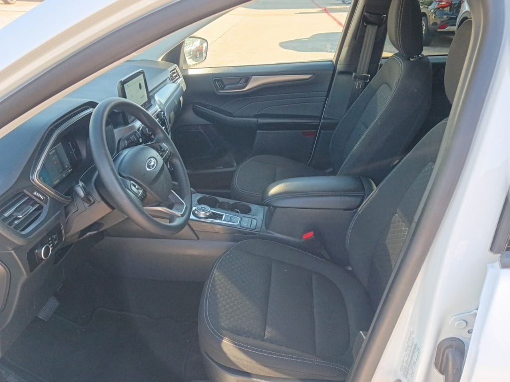 Thumbnail: 2025 Ford Escape - 4