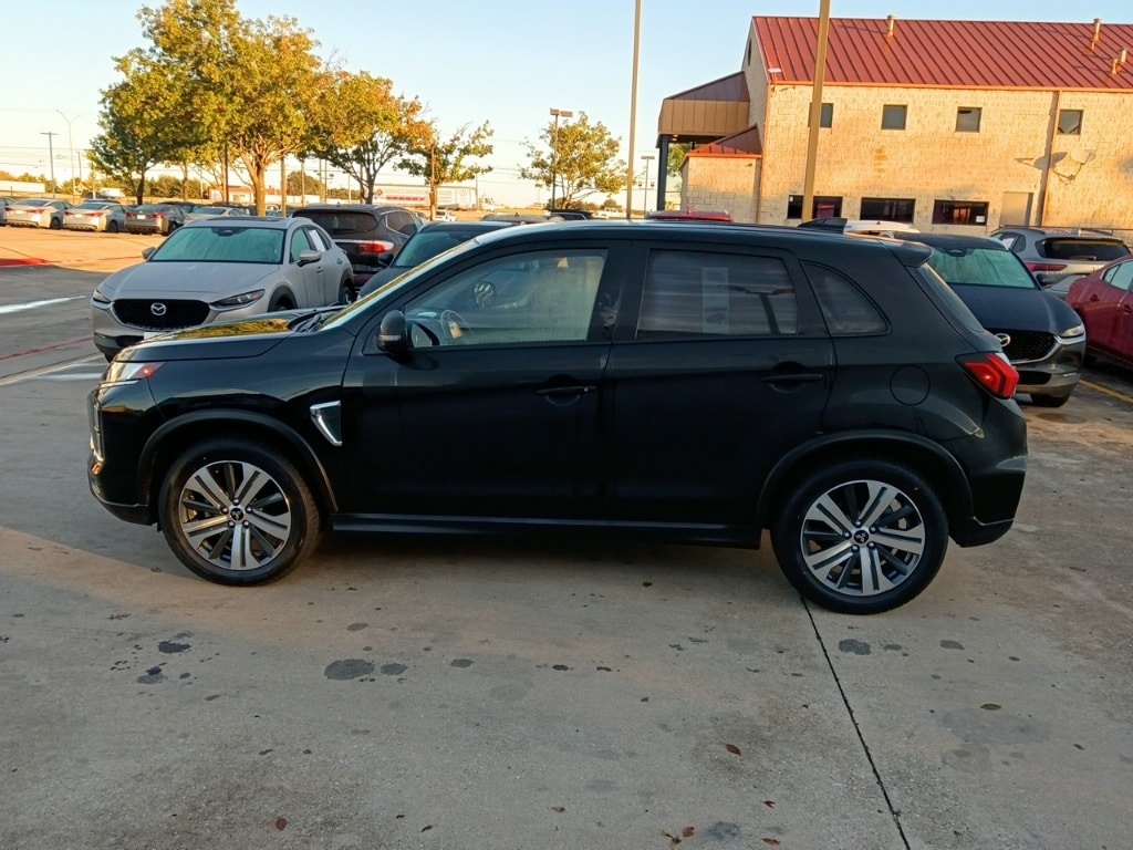 Thumbnail: 2024 Mitsubishi Outlander Sport - 4