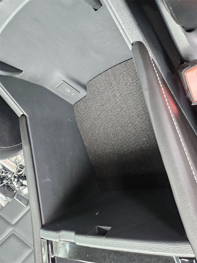 Thumbnail: 2025 Volkswagen Atlas - 27