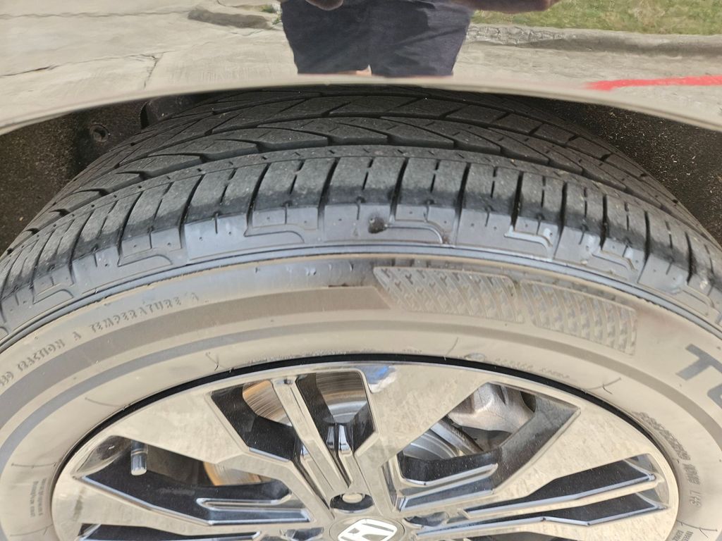 Thumbnail: 2025 Honda Odyssey - 26