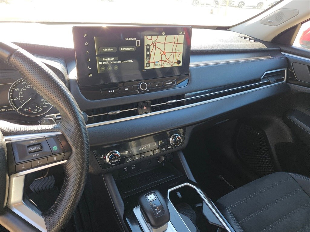 Thumbnail: 2025 Mitsubishi Outlander - 20