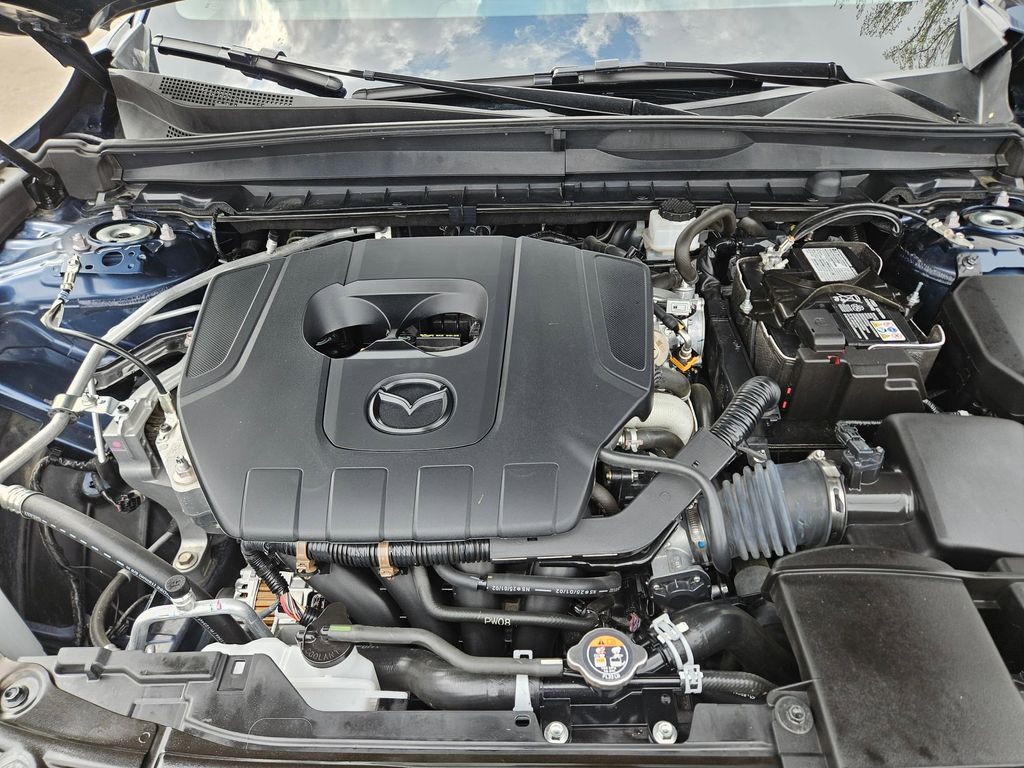 Thumbnail: 2025 Mazda CX-50 - 23