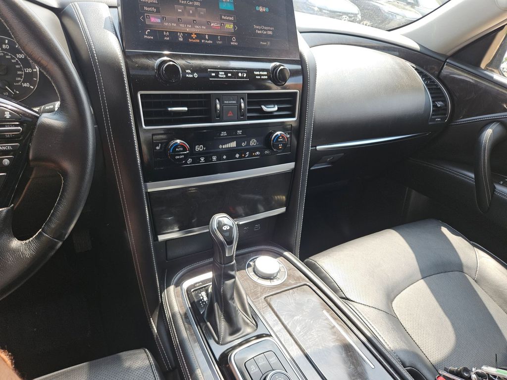 Thumbnail: 2024 INFINITI QX80 - 20