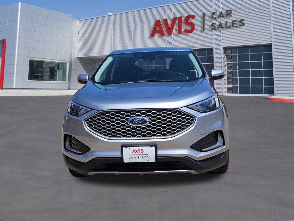 2024 Ford Edge SEL photo 2