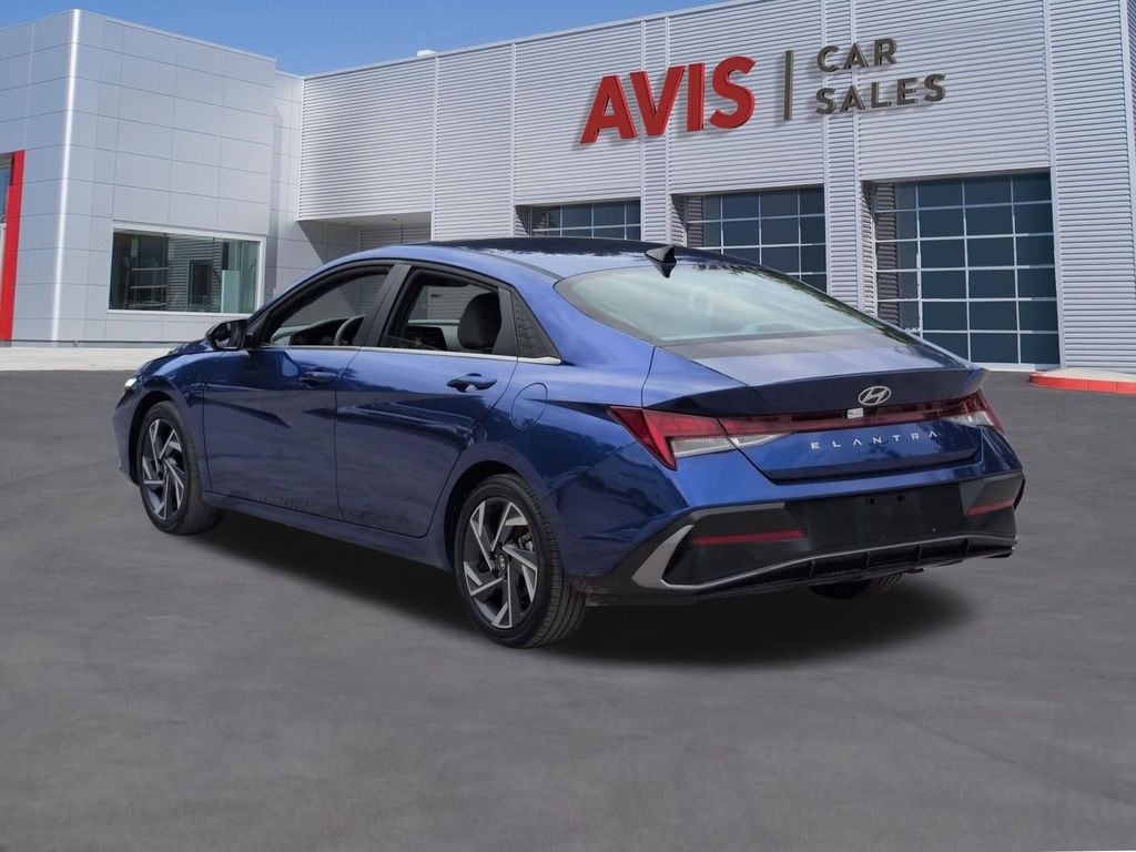 Thumbnail: 2025 Hyundai Elantra - 9