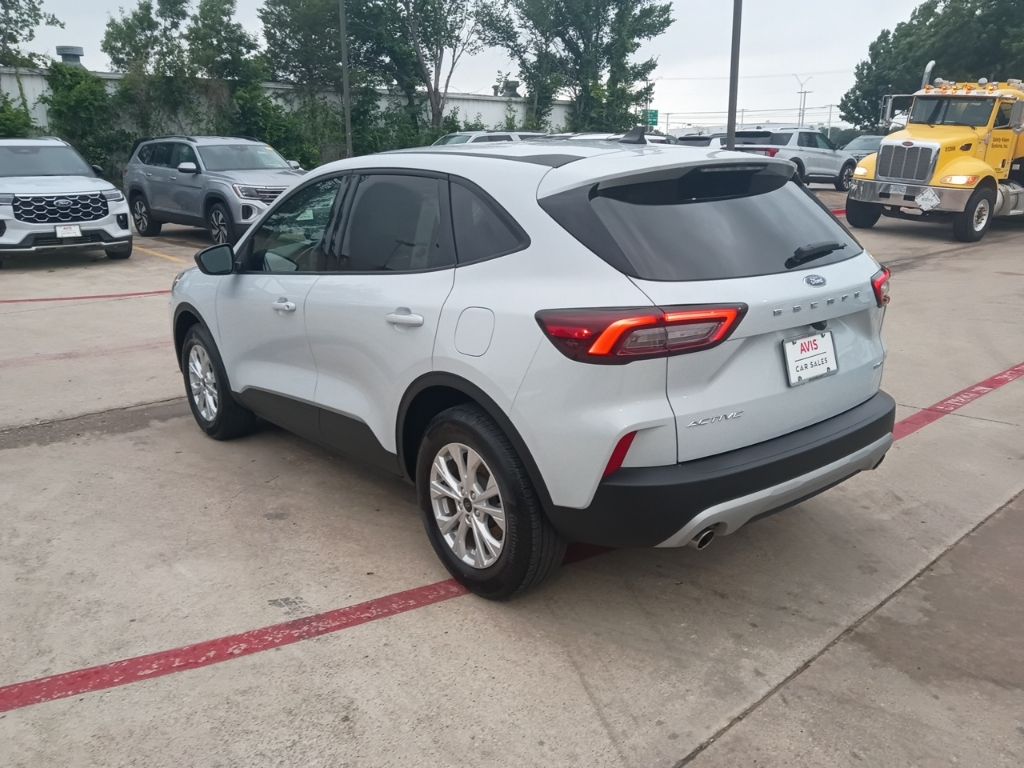 Thumbnail: 2025 Ford Escape - 8