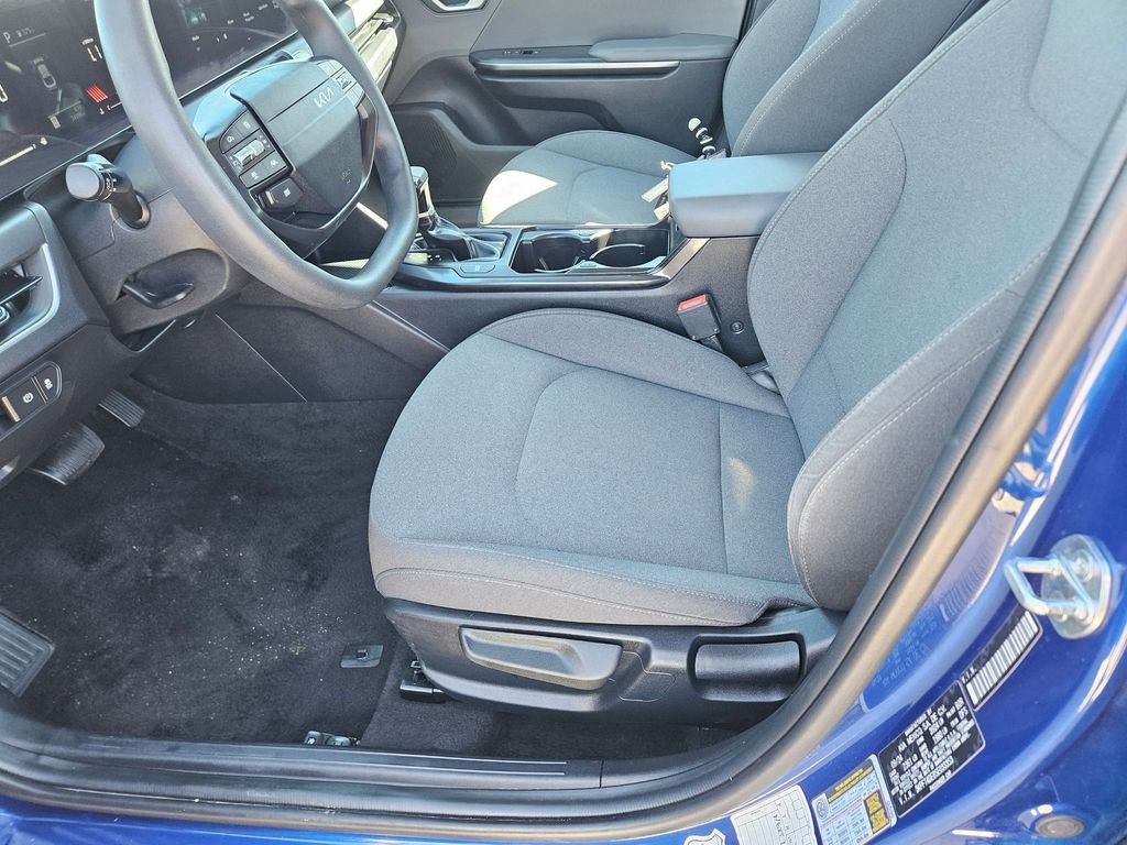 Thumbnail: 2025 Kia K4 - 11