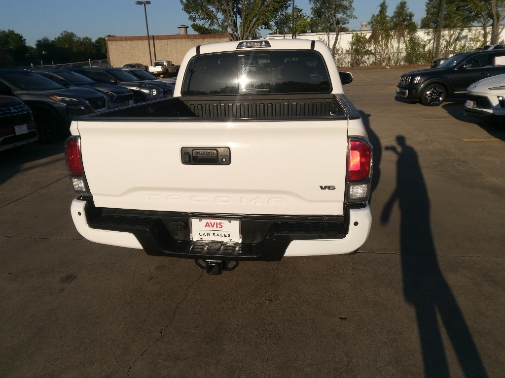 Thumbnail: 2023 Toyota Tacoma - 10