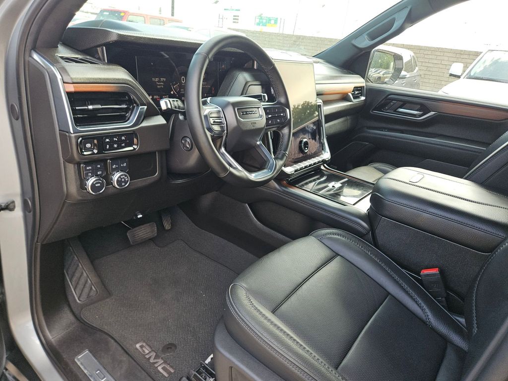 Thumbnail: 2025 GMC Yukon - 13