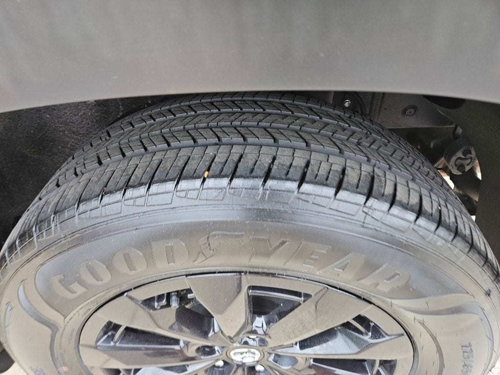 Thumbnail: 2025 Mazda CX-50 - 26