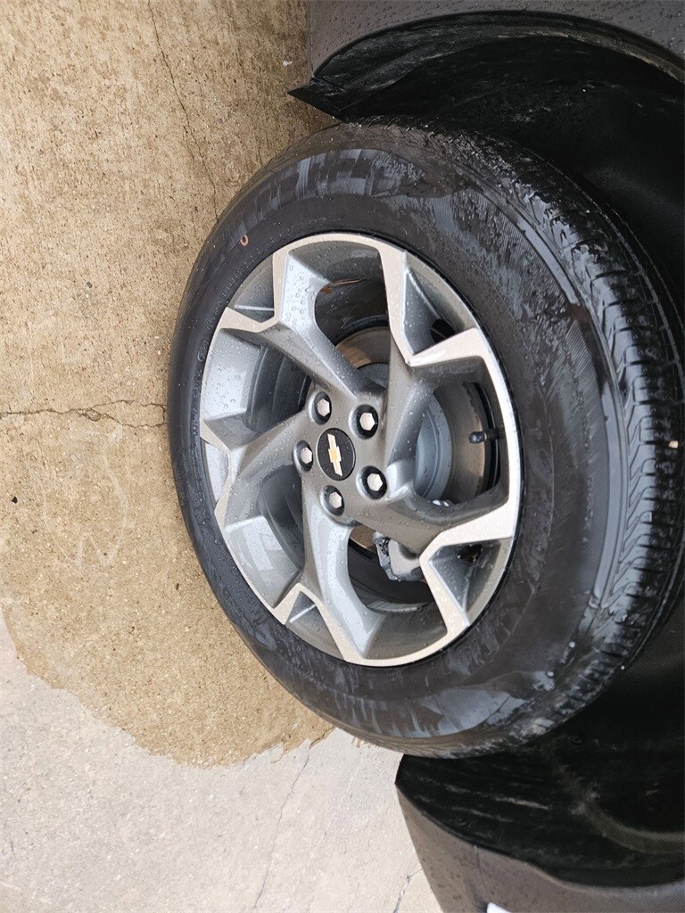 Thumbnail: 2025 Chevrolet Trax - 28