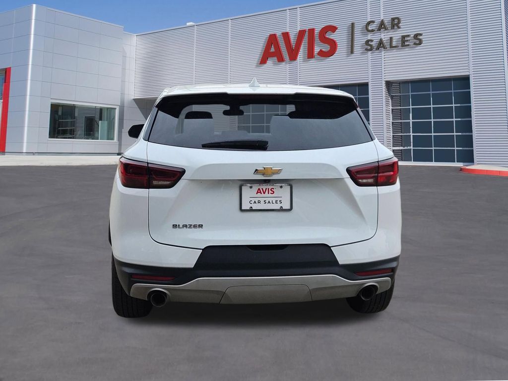Thumbnail: 2025 Chevrolet Blazer - 5