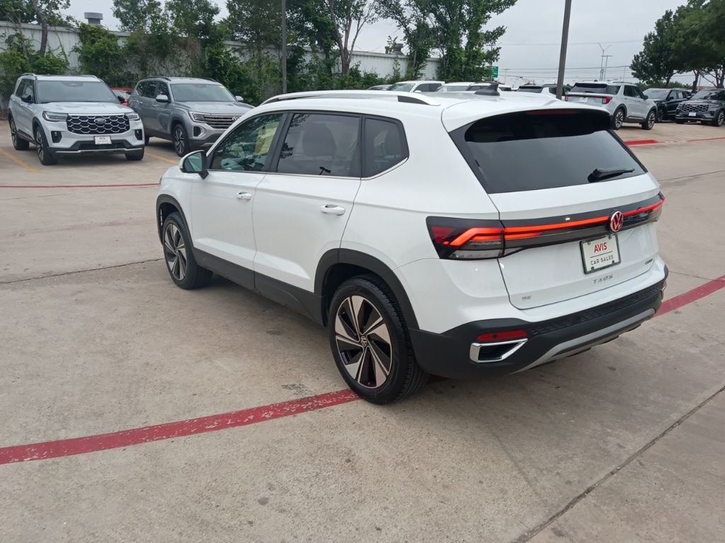 Thumbnail: 2025 Volkswagen Taos - 8