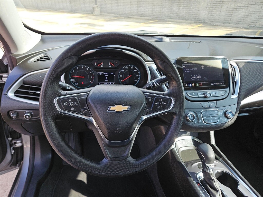 Thumbnail: 2024 Chevrolet Malibu - 16