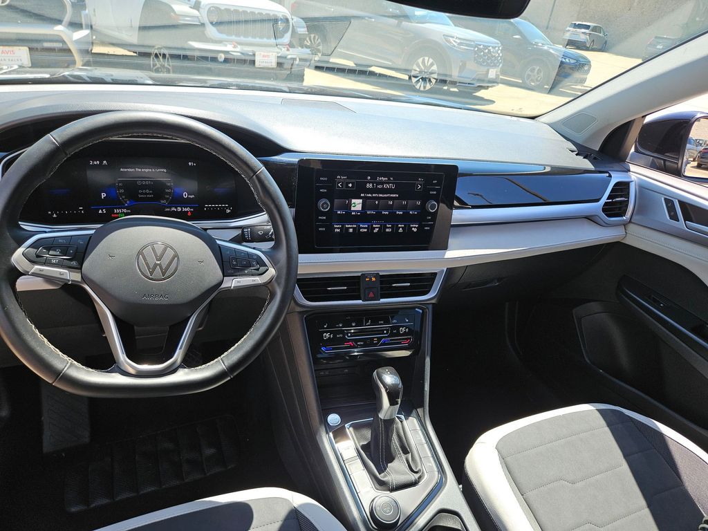Thumbnail: 2025 Volkswagen Taos - 16