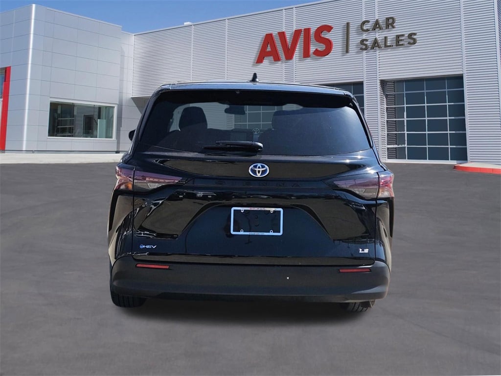 Thumbnail: 2025 Toyota Sienna - 5
