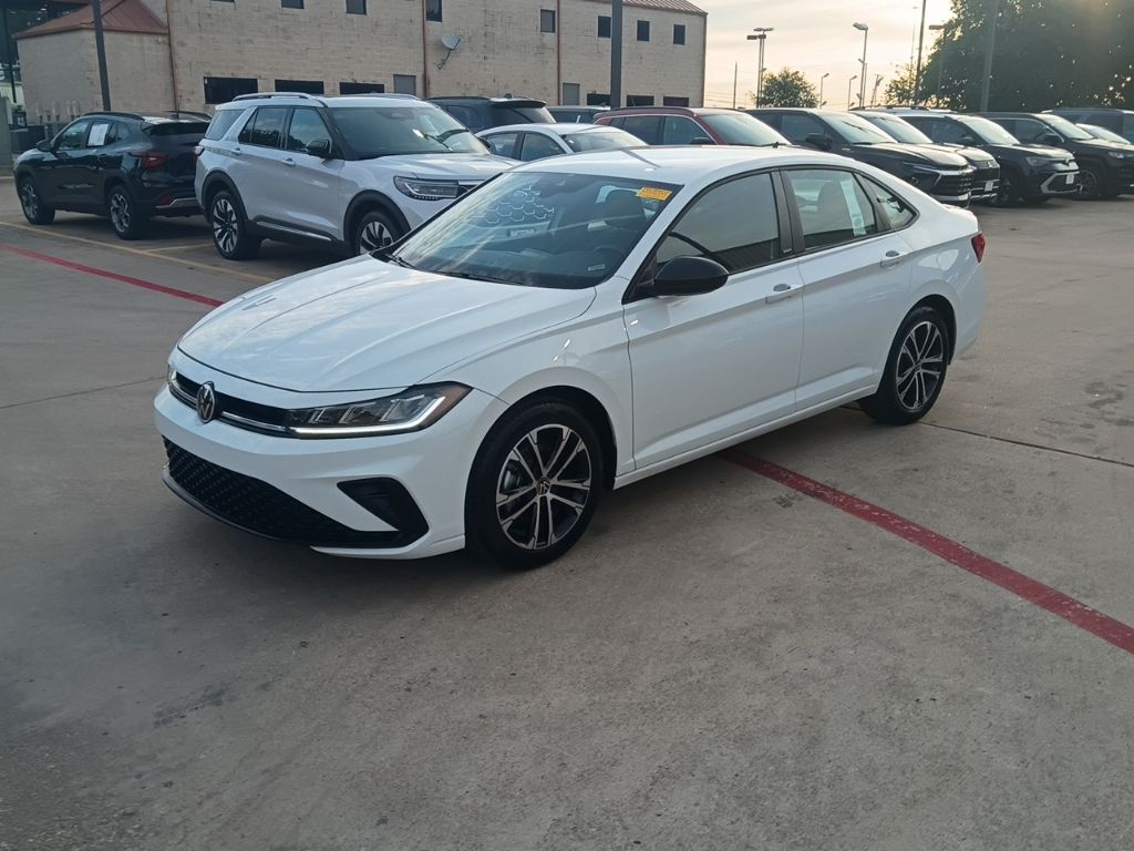 2025 Volkswagen Jetta's photo