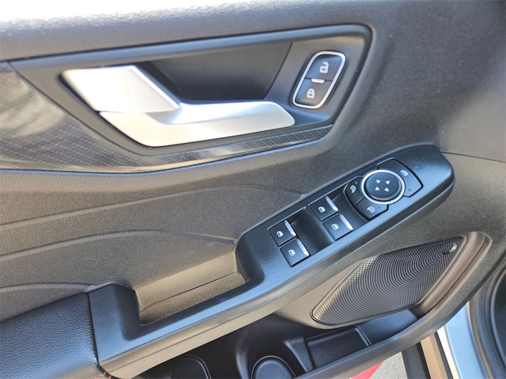 Thumbnail: 2024 Ford Escape - 13