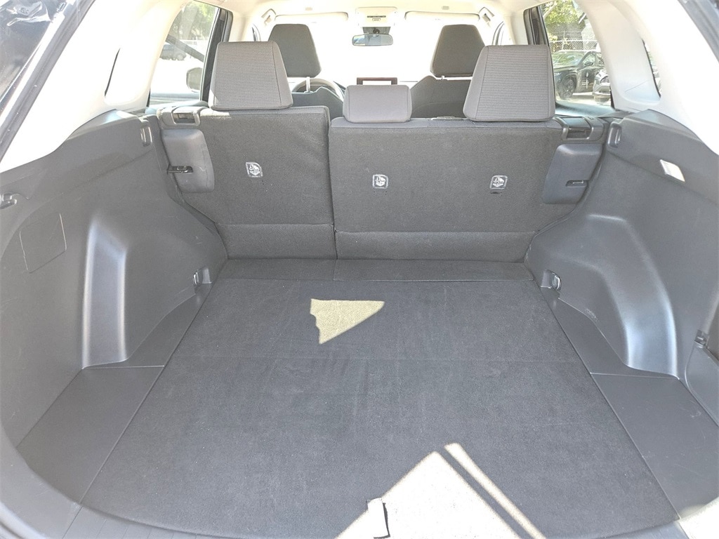 Thumbnail: 2025 Toyota RAV4 - 26