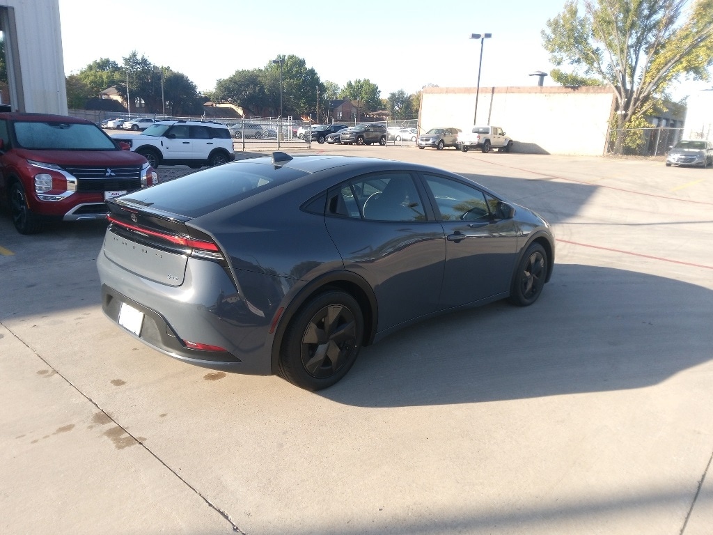 Thumbnail: 2025 Toyota Prius - 9