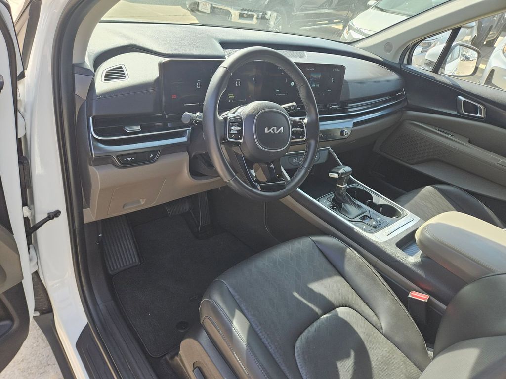 Thumbnail: 2025 Kia Carnival - 13