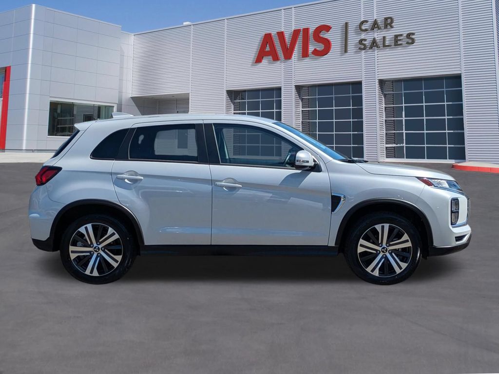 Thumbnail: 2025 Mitsubishi Outlander Sport - 5