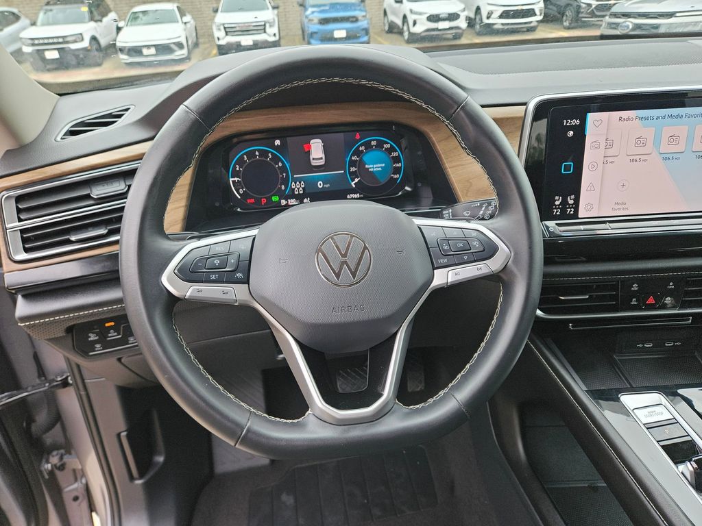 Thumbnail: 2024 Volkswagen Atlas - 18