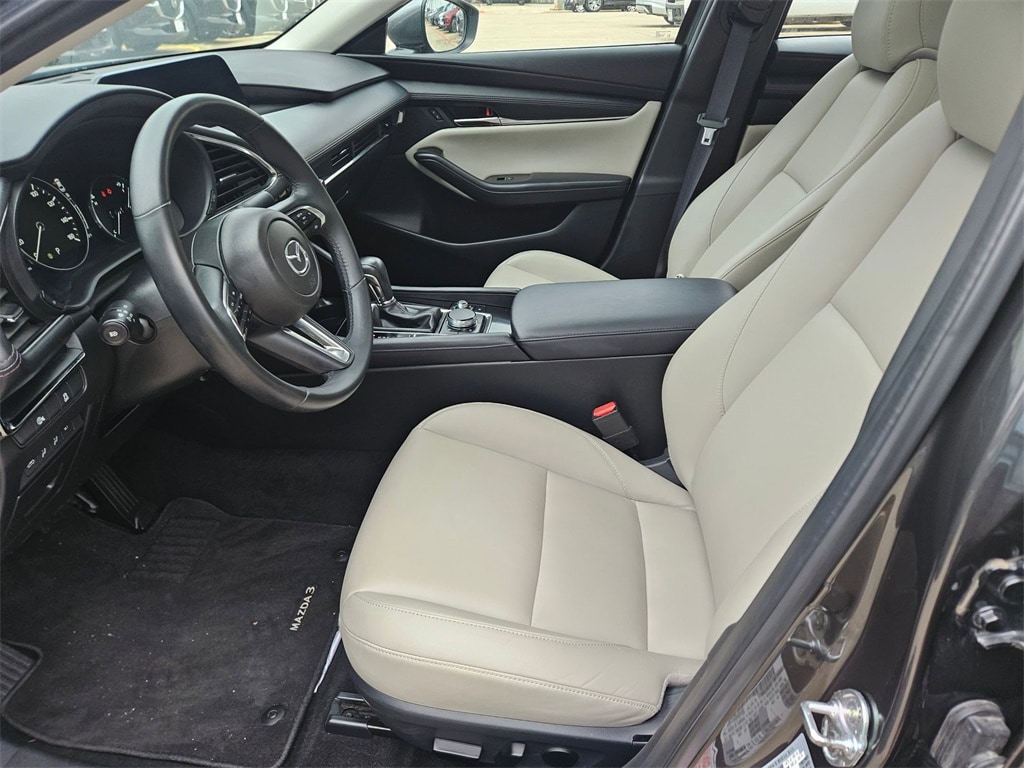 Thumbnail: 2025 Mazda Mazda3 - 11