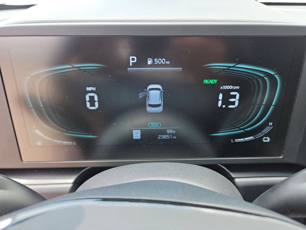 Thumbnail: 2025 Kia Niro - 19
