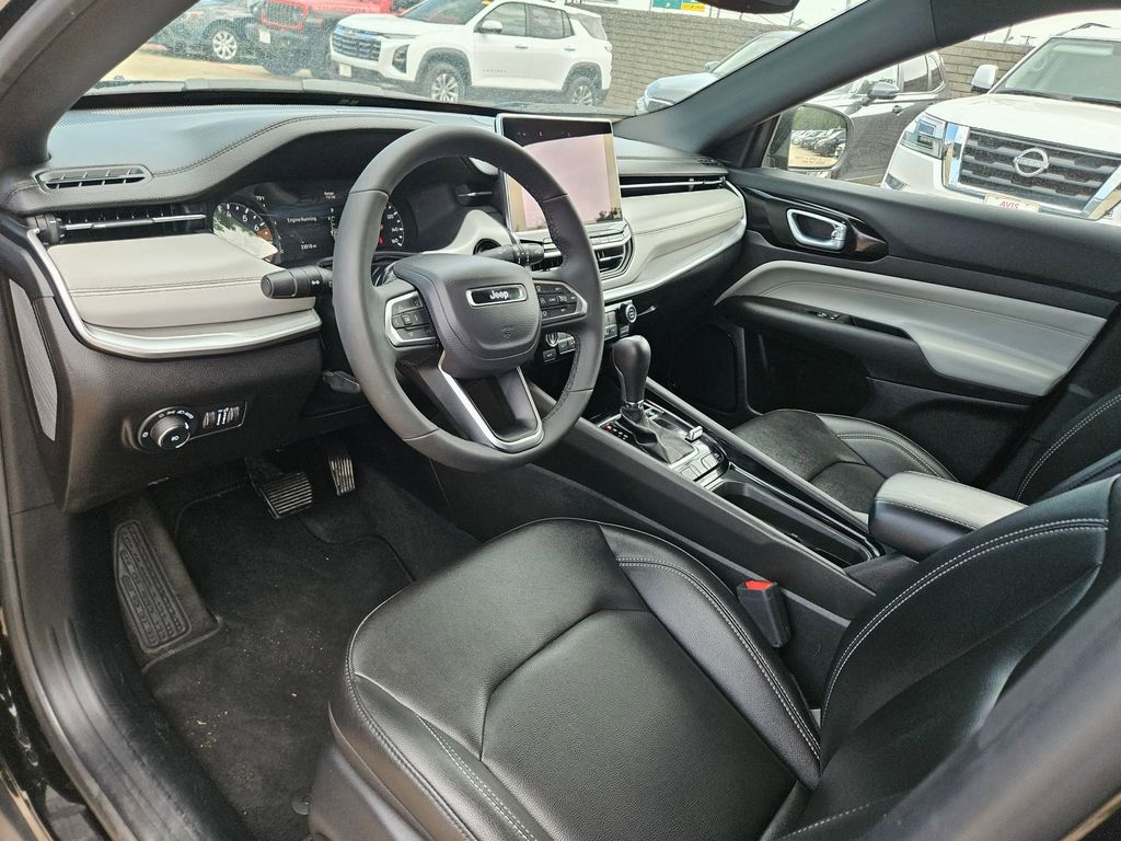 Thumbnail: 2025 Jeep Compass - 13