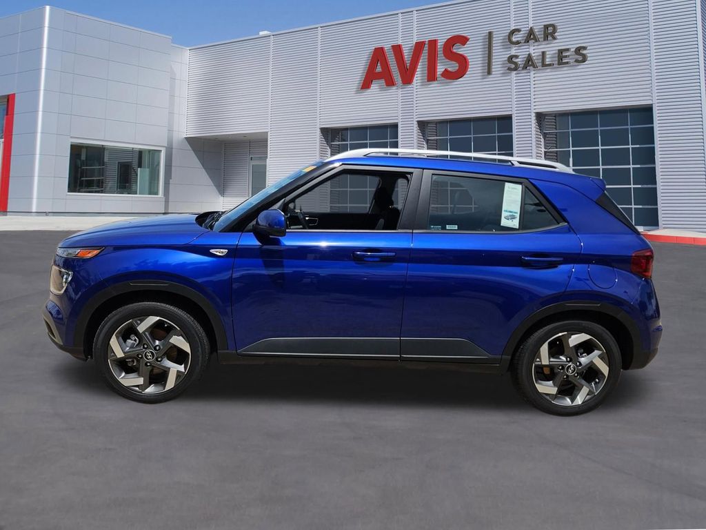 Thumbnail: 2025 Hyundai Venue - 2