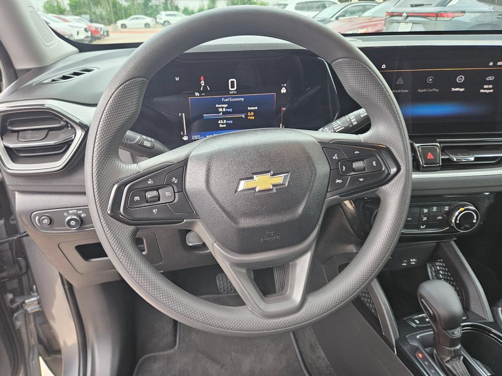 Thumbnail: 2025 Chevrolet TrailBlazer - 17
