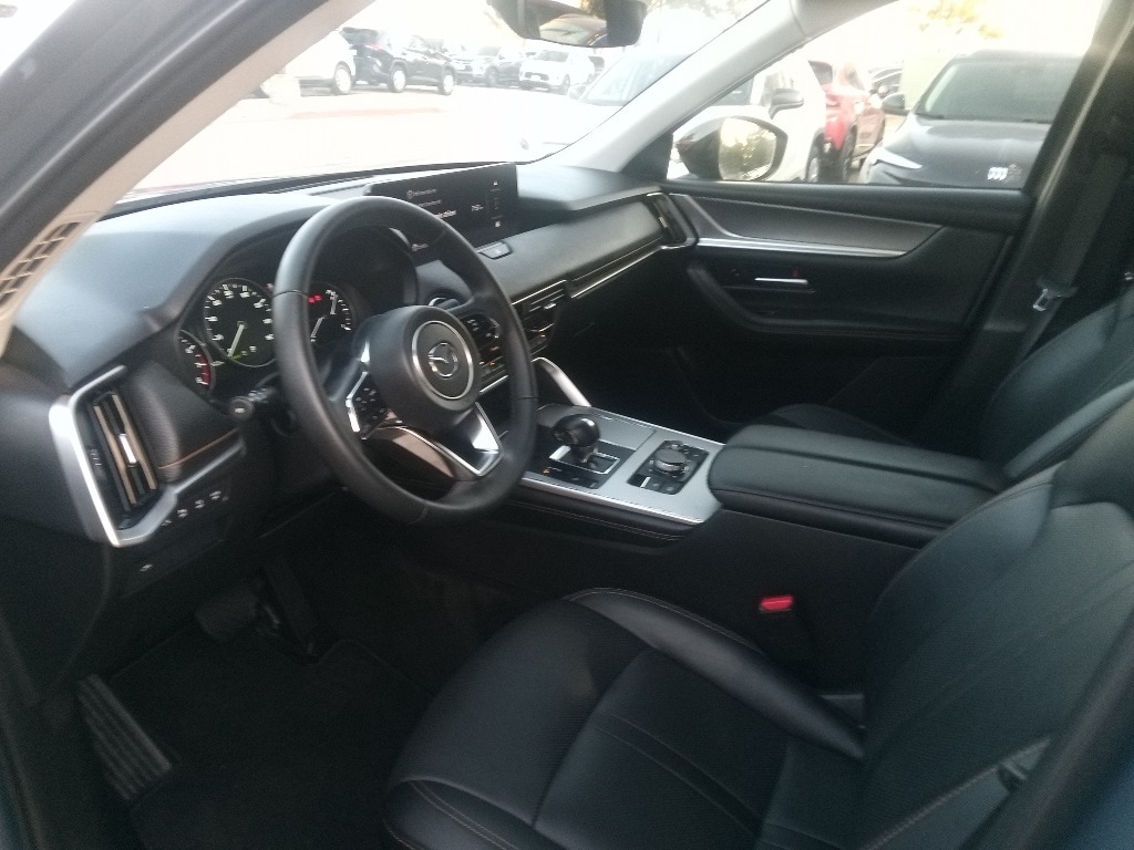 Thumbnail: 2025 Mazda CX-70 - 8