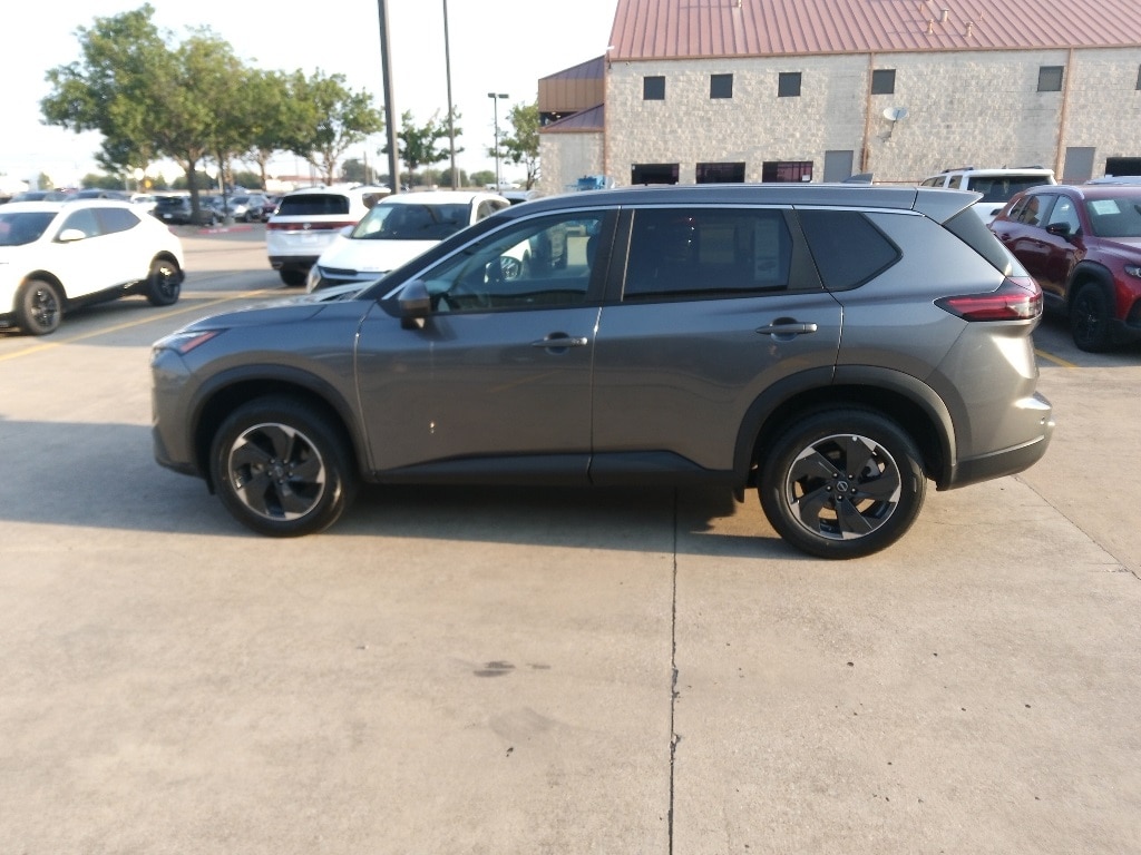 Thumbnail: 2024 Nissan Rogue - 3