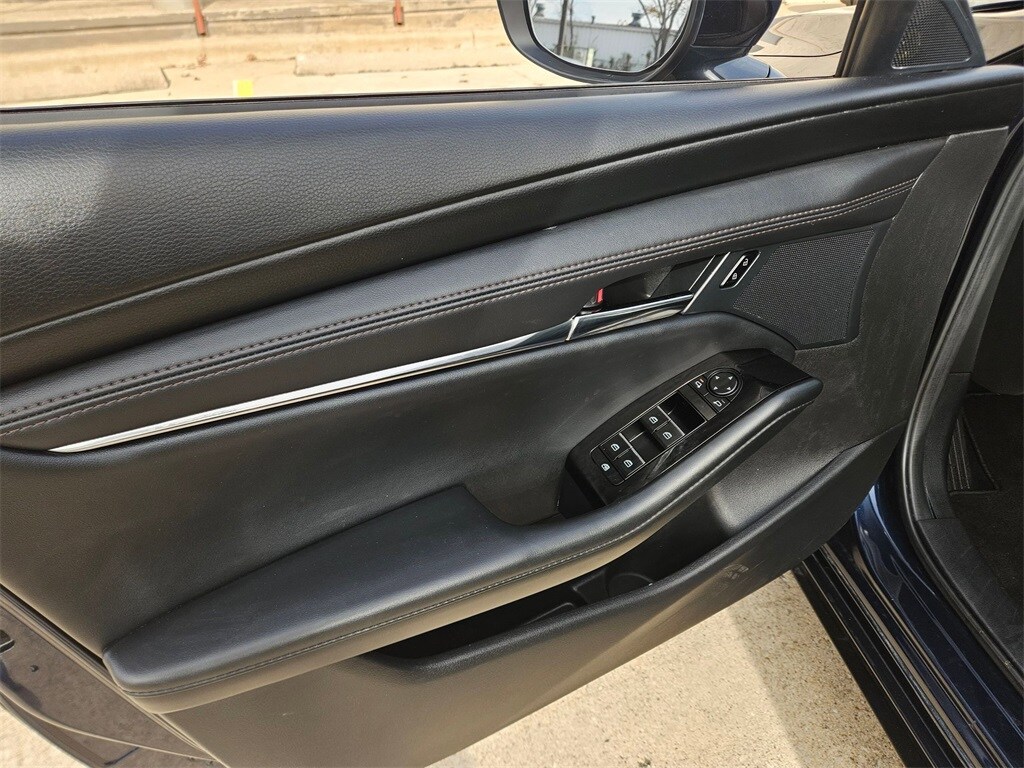 Thumbnail: 2025 Mazda Mazda3 - 13