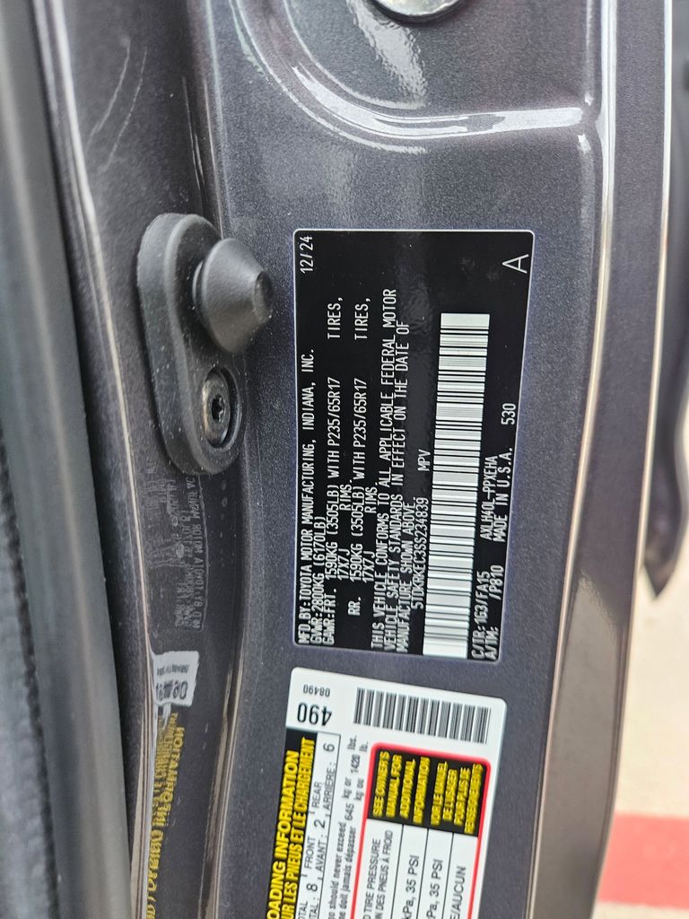 Thumbnail: 2025 Toyota Sienna - 30